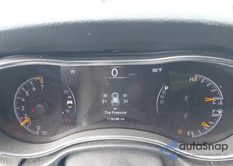 2020 Jeep Grand Cherokee Altitude 4X2 z USA, uszkodzony, nr VIN 1C4RJEAG5LC245974